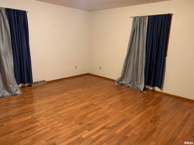 4347 N KOERNER Road, Peoria, IL 61615