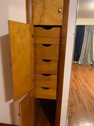 4347 N KOERNER Road, Peoria, IL 61615