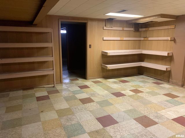 4347 N KOERNER Road, Peoria, IL 61615