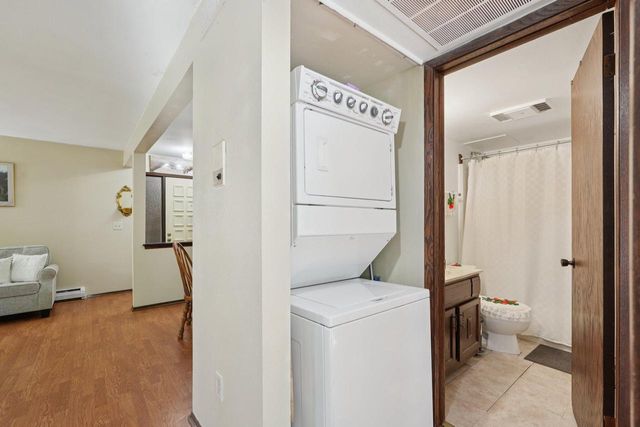 8631 N Servite DRIVE #112, Milwaukee, WI 53223