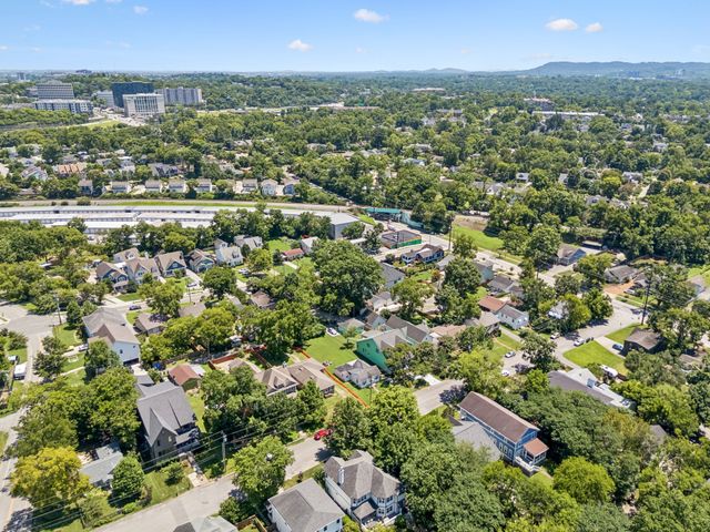 105A 37th Ave, N, Nashville, TN 37209