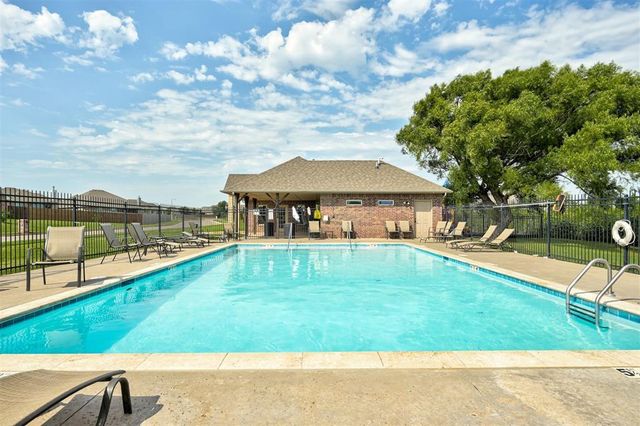 8304 NW 159th Street, Edmond, OK 73013