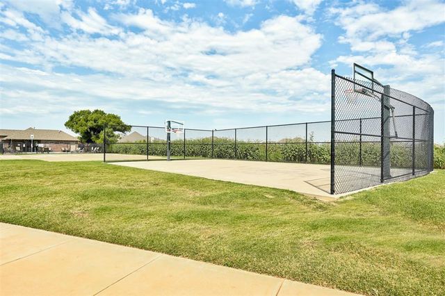 8304 NW 159th Street, Edmond, OK 73013