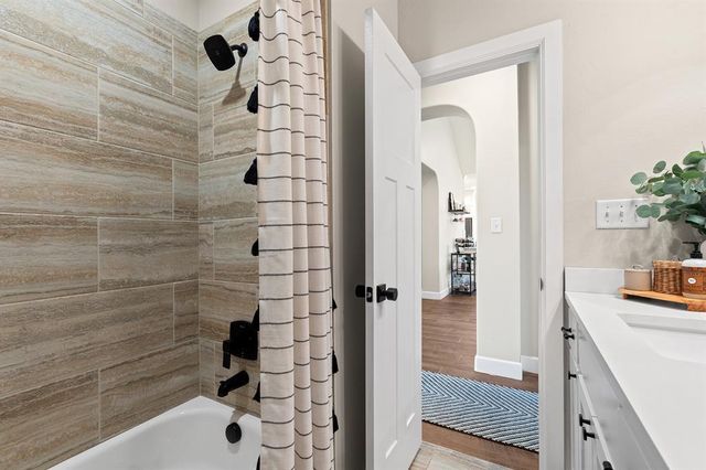 8304 NW 159th Street, Edmond, OK 73013