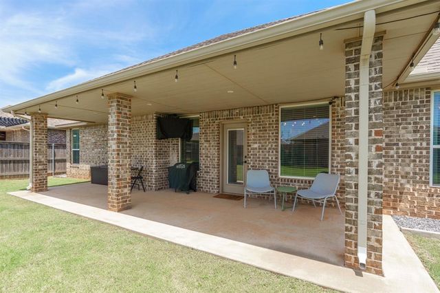 8304 NW 159th Street, Edmond, OK 73013