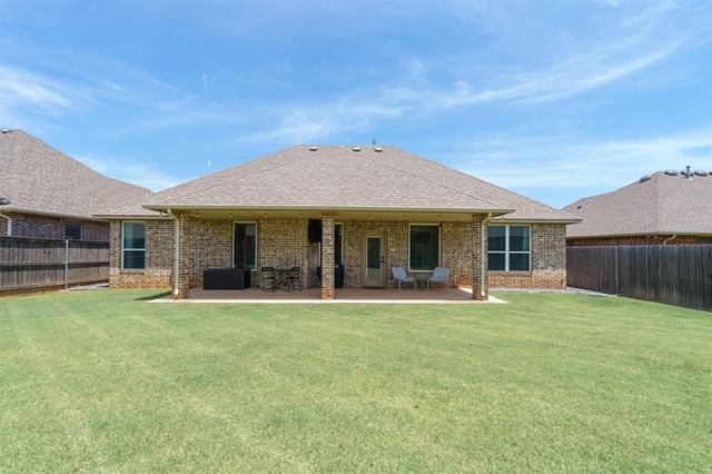 8304 NW 159th Street, Edmond, OK 73013