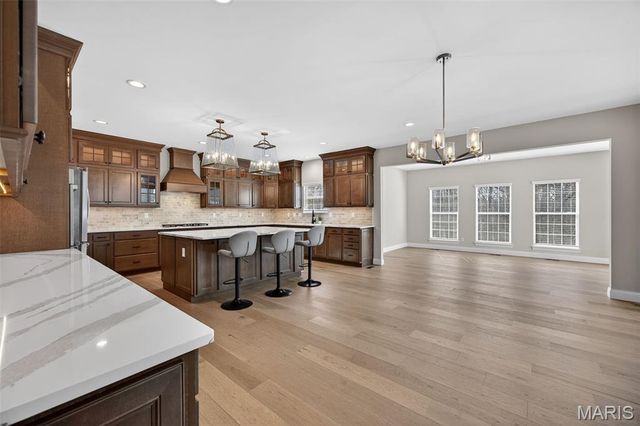 969 Tara Court, Chesterfield, MO 63005