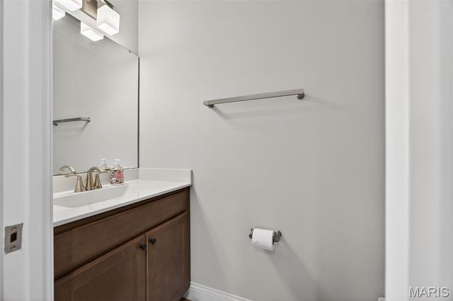 969 Tara Court, Chesterfield, MO 63005