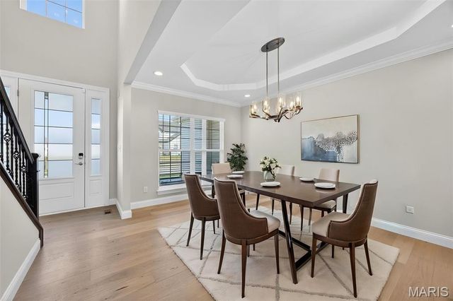 969 Tara Court, Chesterfield, MO 63005