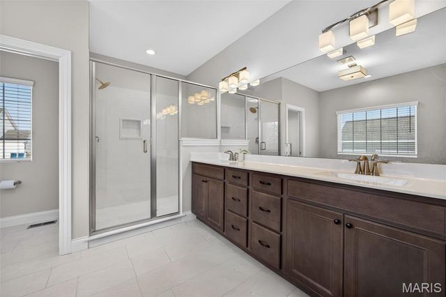 969 Tara Court, Chesterfield, MO 63005