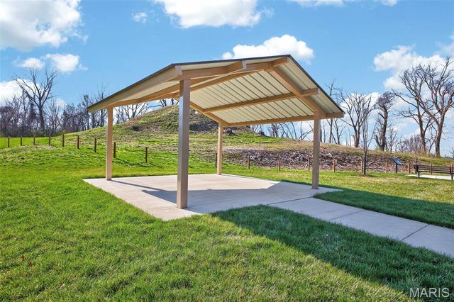 969 Tara Court, Chesterfield, MO 63005