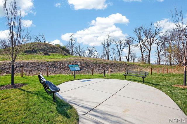 969 Tara Court, Chesterfield, MO 63005