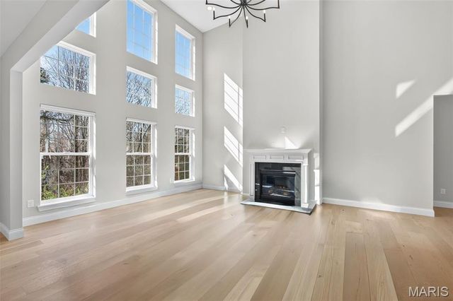 969 Tara Court, Chesterfield, MO 63005