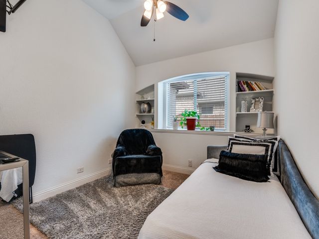 303 W Milas Lane, Glenn Heights, TX 75154