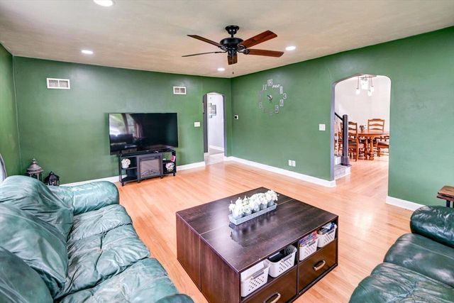 500 Kelly Street, Sun Prairie, WI 53590