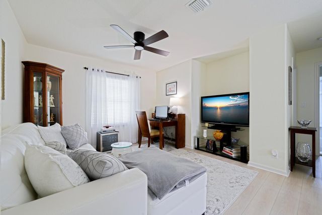 4156 Meade Way, West Palm Beach, FL 33409