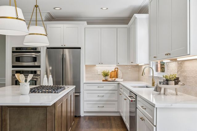 9129 Brentmeade Blvd, Brentwood, TN 37027