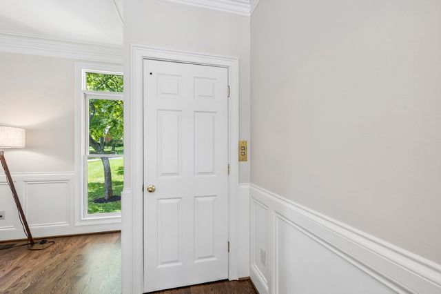 9129 Brentmeade Blvd, Brentwood, TN 37027