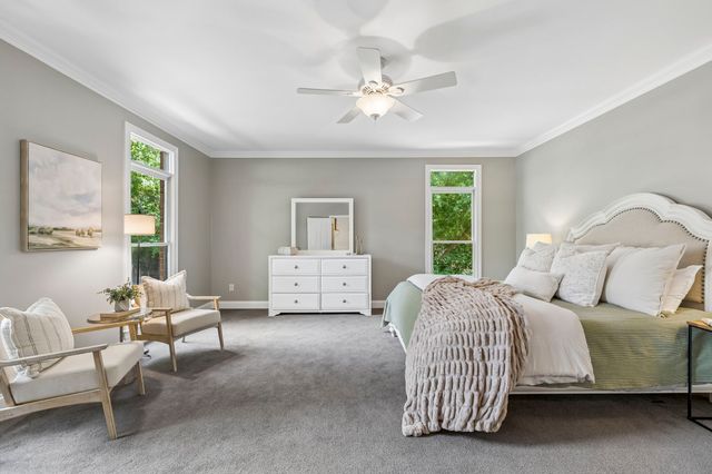 9129 Brentmeade Blvd, Brentwood, TN 37027