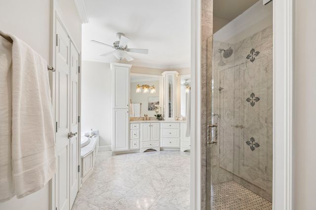9129 Brentmeade Blvd, Brentwood, TN 37027