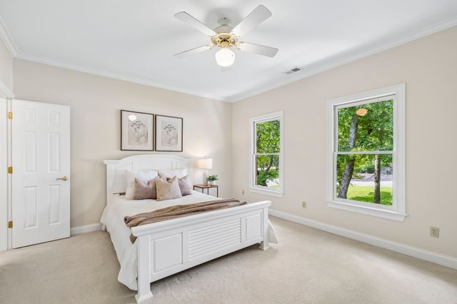 9129 Brentmeade Blvd, Brentwood, TN 37027
