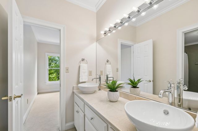 9129 Brentmeade Blvd, Brentwood, TN 37027