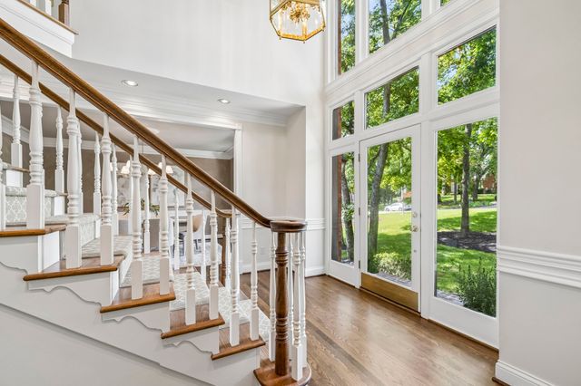 9129 Brentmeade Blvd, Brentwood, TN 37027