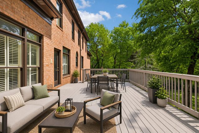 9129 Brentmeade Blvd, Brentwood, TN 37027