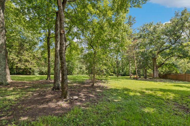 9129 Brentmeade Blvd, Brentwood, TN 37027