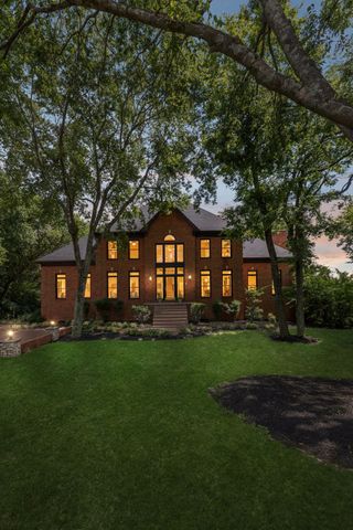 9129 Brentmeade Blvd, Brentwood, TN 37027