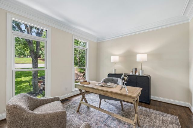 9129 Brentmeade Blvd, Brentwood, TN 37027