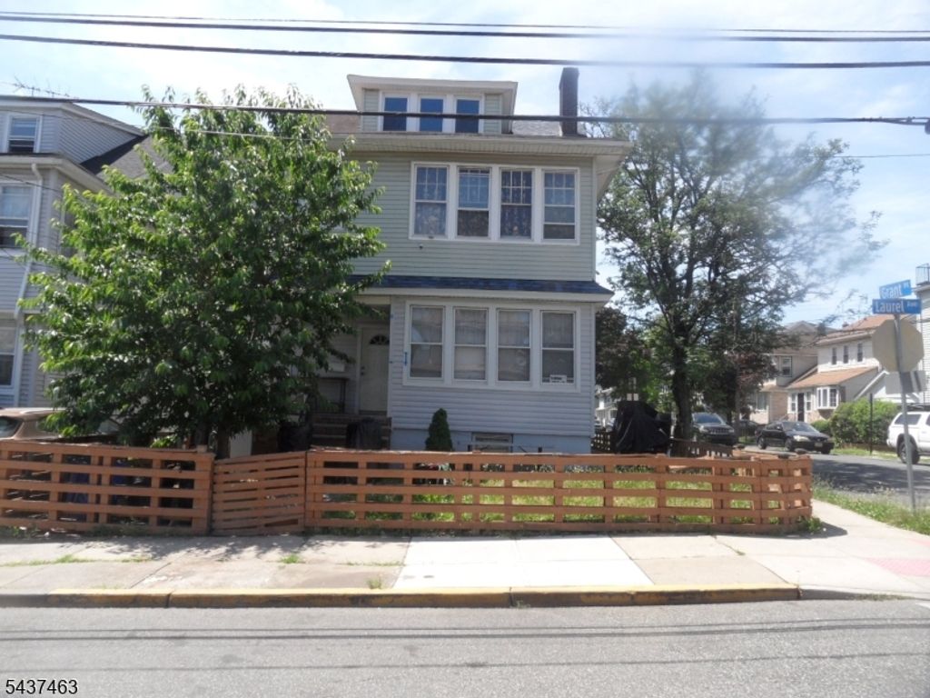 15 Laurel Ave, Irvington Twp., NJ 07111