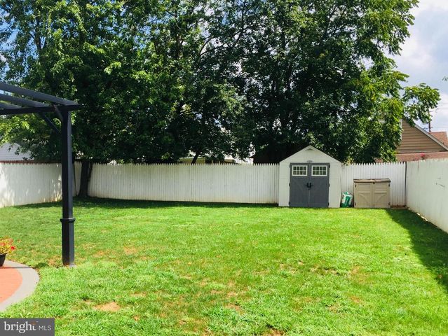 514 ESSEX AVE, Wilmington, DE 19804