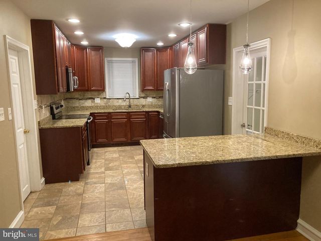 514 ESSEX AVE, Wilmington, DE 19804