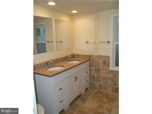 514 ESSEX AVE, Wilmington, DE 19804