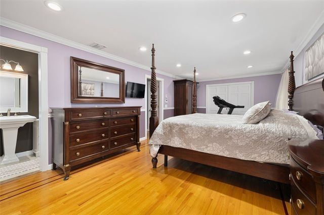 1801 Old Louisquisset Pike, Lincoln, RI 02865