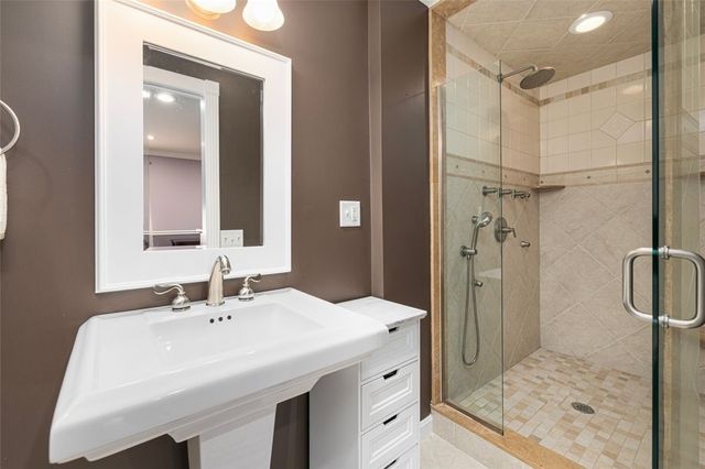 1801 Old Louisquisset Pike, Lincoln, RI 02865