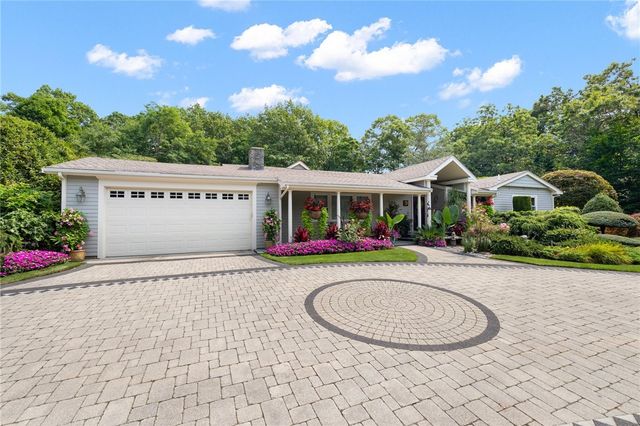 1801 Old Louisquisset Pike, Lincoln, RI 02865