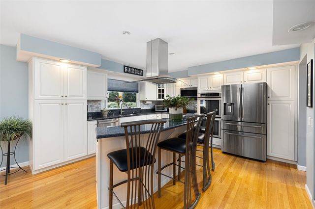 1801 Old Louisquisset Pike, Lincoln, RI 02865