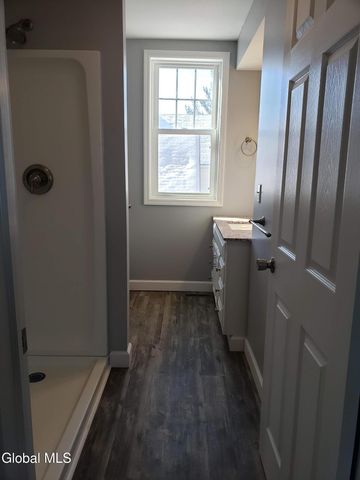 1687 Avenue A, Schenectady, NY 12308