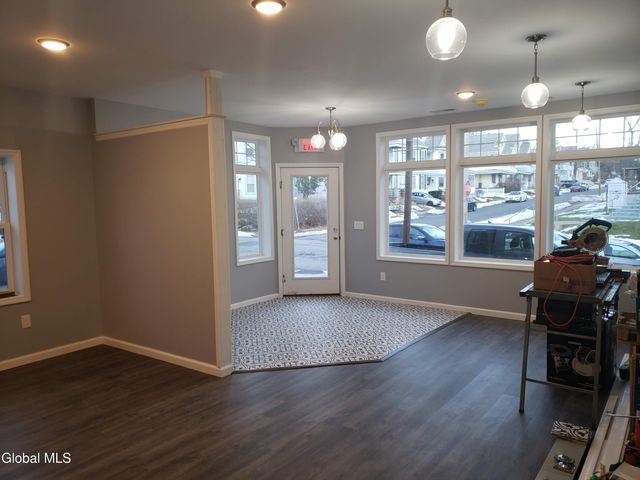 1687 Avenue A, Schenectady, NY 12308