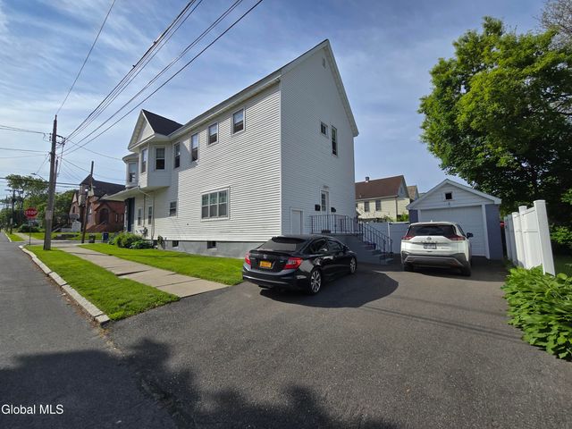 1687 Avenue A, Schenectady, NY 12308