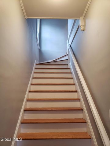 1687 Avenue A, Schenectady, NY 12308