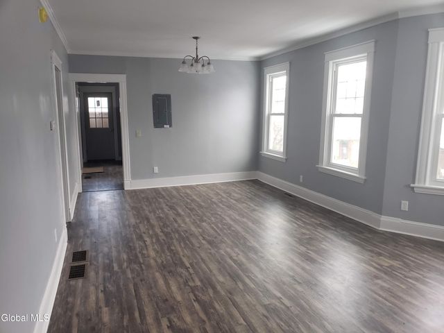 1687 Avenue A, Schenectady, NY 12308