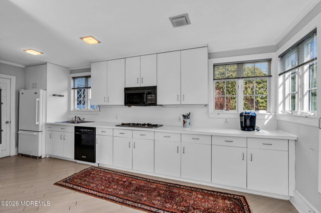 207 Tuttle Avenue, Spring Lake, NJ 07762