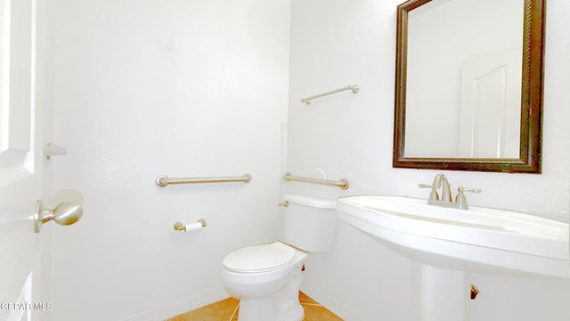 1381 ANDREA MICAELA Place, El Paso, TX 79928