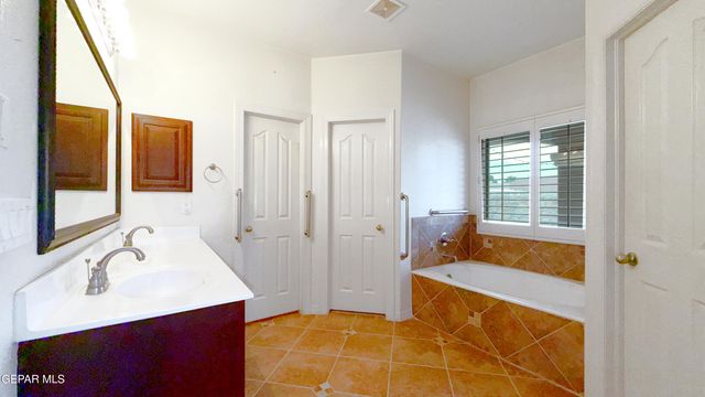 1381 ANDREA MICAELA Place, El Paso, TX 79928