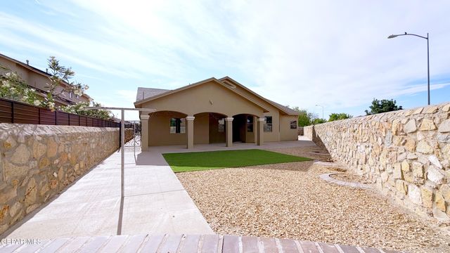 1381 ANDREA MICAELA Place, El Paso, TX 79928