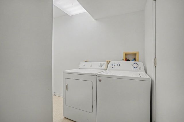 1 Renaissance Place 3G, Palatine, IL 60067