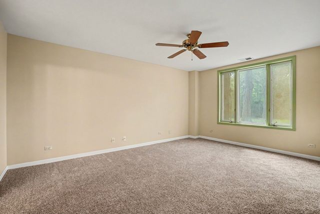 1 Renaissance Place 3G, Palatine, IL 60067